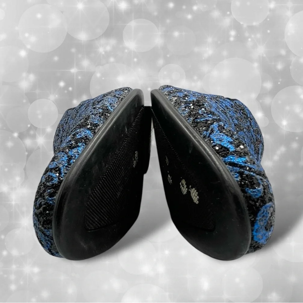 Blue Velvet Embellished Men's Loafers